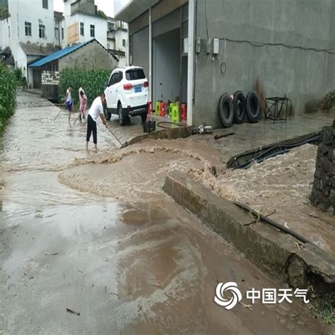 汛情快报：暴雨来袭 致多条城区街道出现积水 - 永州 - 新湖南