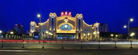哈尔滨火车站高清图片下载-正版图片500666341-摄图网