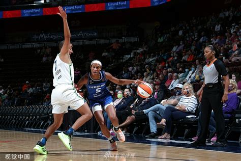 [WNBA常规赛]菲尼克斯水星69-89纽约自由人_新浪图片