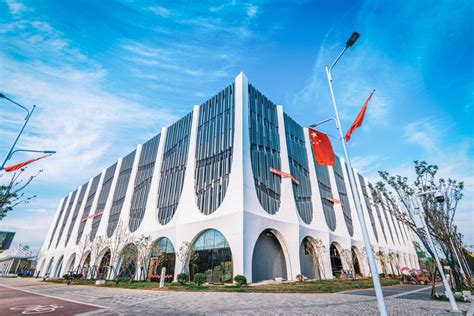 未来城校区-校园一角-欢迎访问中国地质大学！