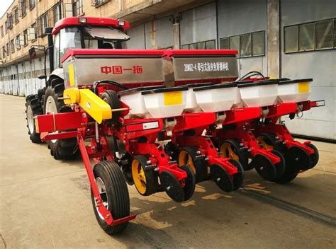 三行玉米播种机-任丘市鑫大华农业机械制造有限公司