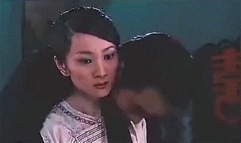 《被我弄丢的你》人物海报：檀健次与张婧仪各自心怀秘密 – 六秒电影