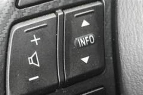 大众Polo方向盘按键图解，Polo方向盘按钮功能说明_车主指南