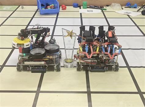 走进犀灵机器人——番禺职业技术学院暑期机器人实训圆满结束