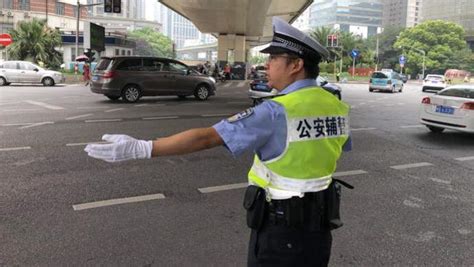 警旗扬正气，惠州公安举行中国人民警察节升警旗仪式_南方网