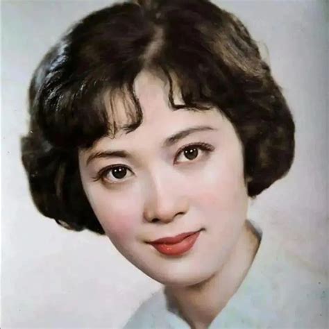 《大桥下面》中的女主角秦楠(龚雪饰)图片