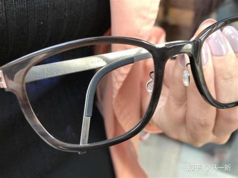 眼镜片品牌排行_国产眼镜片品牌排行榜 眼镜片清洁小妙招(2)_中国排行网