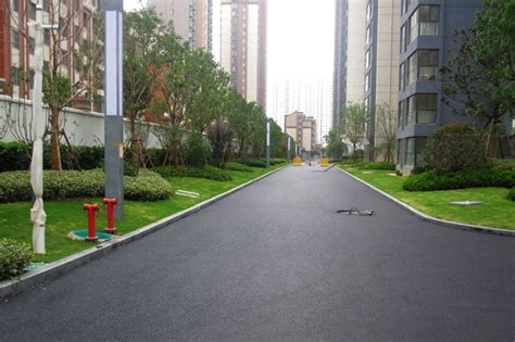 路面沥青施工案例_沥青路面修补案例_沥青路面摊铺案例_道路改造案例_上海宏卫市政工程有限公司