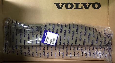 Buy this Genuine 2007-2008 Volvo XC90 Side Cover left (mocca) 39802015 ...
