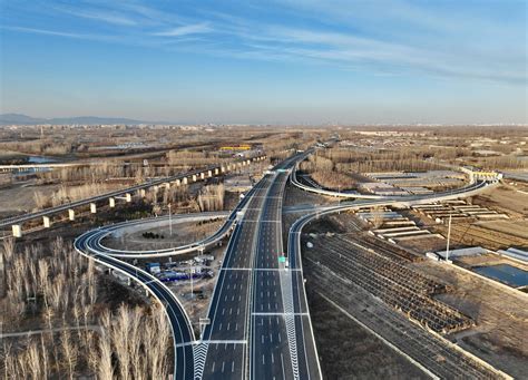 北京六环一圈多少公里：187.6公里（环形高速公路）-小狼观天下