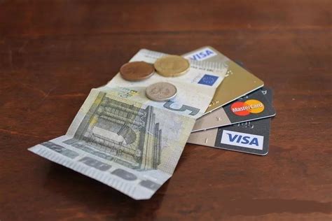 3张信用卡怎么用才能收益最大化？ - 知乎