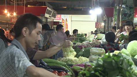 菜市场蔬菜大白菜青菜高清图片下载-正版图片501126077-摄图网