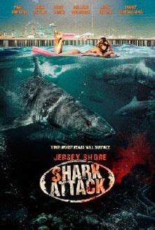 2023年最新鲨鱼电影《狂暴黑鲨》正式上映，巨齿鲨如何成为魔鬼