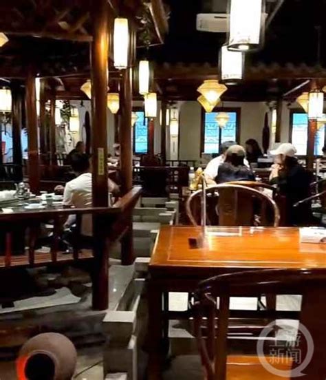 北京餐饮商家恢复堂食首日：晚市客流恢复明显，夏日烟火气渐浓