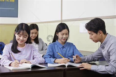 东方教育时报：教师教学国际调查首批成果发布——报告显示：上海教师课堂利用率、入职培训率最高