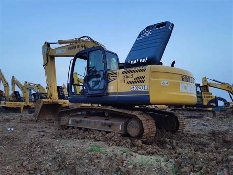 雷沃重工挖掘机FR80H产品高清图-工程机械在线