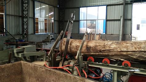 生产胶合板的商店加工商业木材木制工高清图片下载-正版图片502768741-摄图网