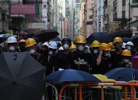 香港正在发生什么？5个镜头揭穿乱港暴徒丑行_邱机智_问房