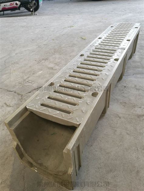 路桥公司发明浆砌排水沟尺寸定型模降本增效- 中国二十二冶集团有限公司