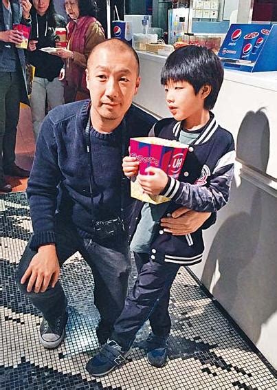 TVB男艺人重返《爱回家》，内地工作半年直言很想念老婆儿子
