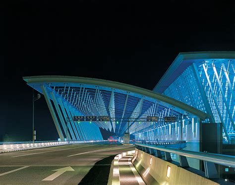 浦东机场夜景图片_浦东机场夜景设计素材_红动中国