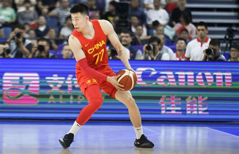 亚运会男篮小组赛：中国82-80菲律宾_新浪图片