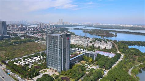 中国联通办公大楼顶部建筑高清图片下载_红动中国
