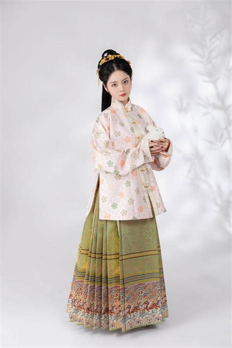 明华堂汉服明制图片