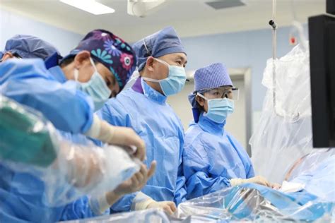 接力！安贞医院心脏瓣膜病介入中心联合结构外科中心完成三台复杂瓣膜病介入手术 -- 严道医声网