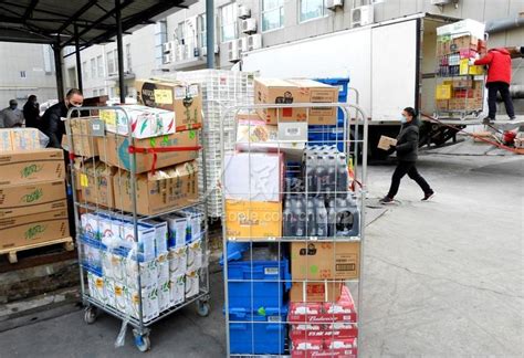 江苏连云港：各大超市开足马力保供应-人民图片网