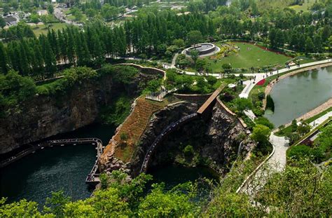 Shanghai quarry wins landscaping award