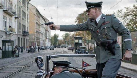 希特勒在法国阅兵