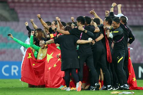 中国女足今日出战世界杯！首秀就是关键战_京报网