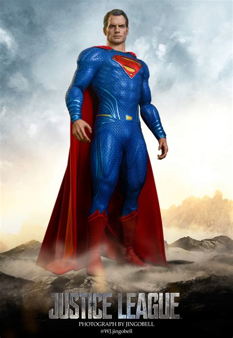 《正义联盟》超人1:6比例珍藏人偶实物图 | Hot Toys
