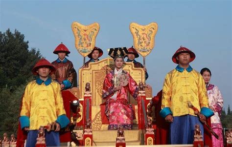 清朝时期，皇宫里到底有多少大内侍卫保护皇帝的安全？_一等