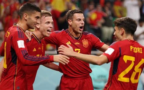 世界杯刺激一夜：西班牙7-0狂胜，日本2-1掀翻德国，比利时8连胜
