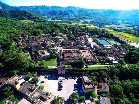 鸟瞰祖国辽阔大地，绿水青山江河美景__财经头条