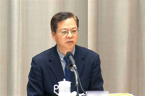 邱毅：台当局要认清现实，台湾经济根本离不开大陆_凤凰网视频_凤凰网