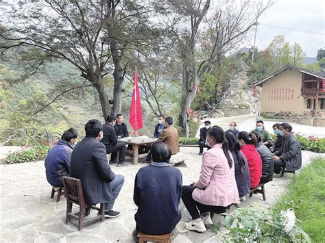 4月14日，陇南市武都区第十七届人民代表大会第二次会议主席团第一次会议召开。