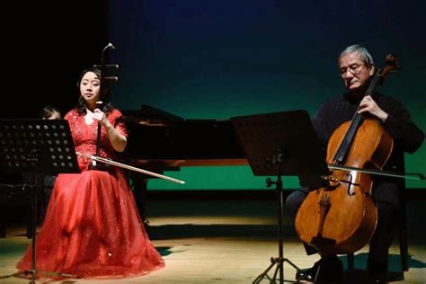音乐学院－周霞副教授在日本冲绳举办二胡专场音乐会