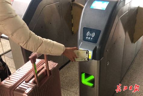 武汉何时可用支付宝、微信扫码乘地铁？官方回应：明年年中