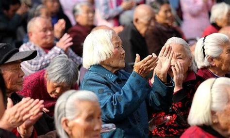 中国老龄人口已达2.5亿 当你老了，如何养老？_凤凰网