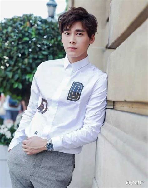 易峰的照片图片