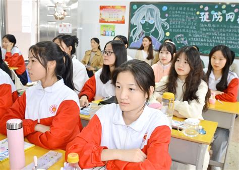 三届学姐等着你，湖南女子学院2022年招收男生，校名要改了吗？_专业_发展_女生