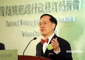 龚俊龙主席为香港行政长官候选人李家超打气 - 知乎