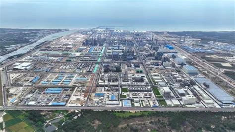 揭阳广东石化炼化一体化项目19公里管廊工程建设顺利完工