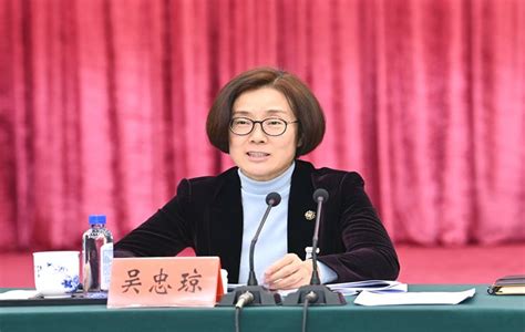 吴忠琼参加信丰县代表团审议 提四个明确要求 | 赣州市人民政府