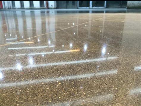 广东广州某科技有限公司金刚砂+密封固化剂地坪案例-广东杰美地坪