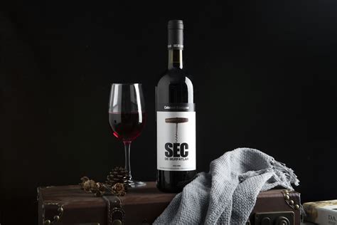 葡萄酒品鉴：陈年能给葡萄酒带来哪些香气和风味_红酒网