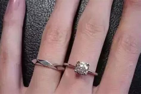 四爪钻戒的寓意和卖点 钻石戒指不同款式的介绍_婚庆知识_婚庆百科_齐家网